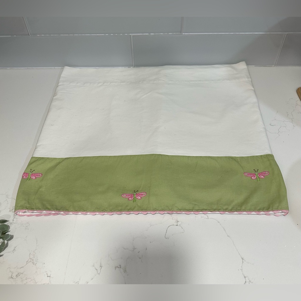 Pottery Barn Kids Valance From A Bedding Set 100% Cotton 44 X 18 Inc Green Pink
